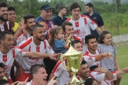 Time Vale Parabrisas vence Campeonato Regional de Futebol Su��o