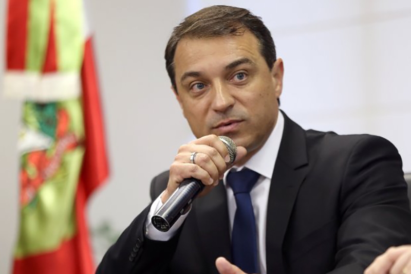 Governador sanciona lei que cria programa de combate à corrupção na administração pública