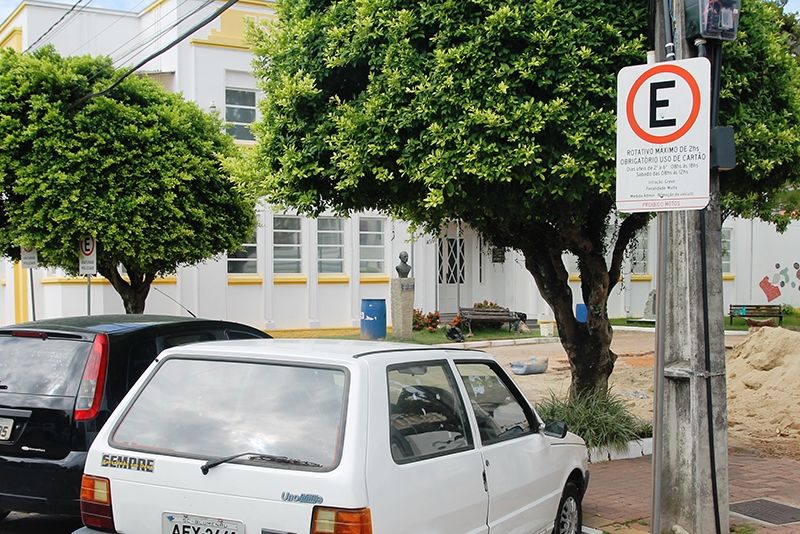 Falta de blocos impede cobrança de Área Azul por um mês em Gaspar