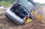 Colisão entre dois carros deixa mulher ferida na BR-470, em Gaspar