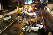 Colis�o entre quatro carros deixa quatro feridos no bairro Coloninha, em Gaspar
