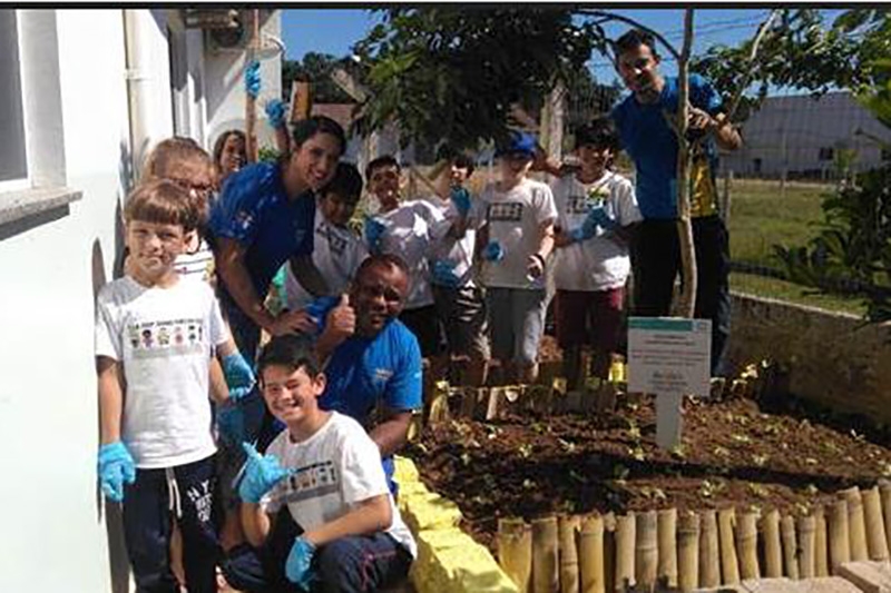 Escola Aninha Pamplona Rosa ganha horta comunitária em parceria com a Fundação Bunge