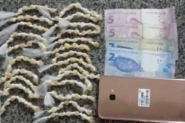 Homem � preso com 147 pedras de crack no bairro Coloninha, em Gaspar