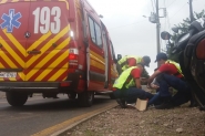 Jovem fica ferida ao perder controle de motocicleta no bairro Gaspar Mirim