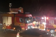 Acidente entre �nibus, carro e moto deixa dois feridos na BR-470, em Gaspar 