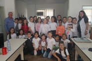 Alunos visitam Cruzeiro do Vale para aprender sobre a hist�ria de Gaspar