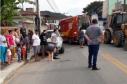 Crian�a � atropelada por caminh�o no bairro Coloninha, em Gaspar