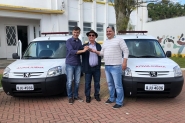 Prefeitura de Gaspar recebe doa��o de duas novas ambul�ncias