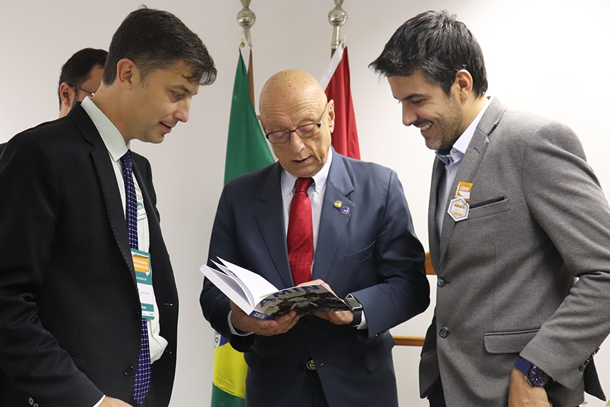 Liberados mais de R$700 mil em recursos para a Sa�de de Gapar