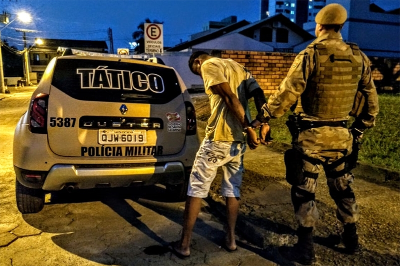 Homem rouba farmcia no bairro Bela Vista e  preso pelo PPT de Gaspar
