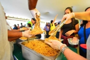 Agapa promove macarronada com atra��es para as crian�as