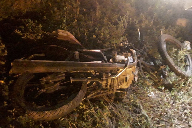 Grave acidente mata tr�s pessoas na SC-108, em Joinville