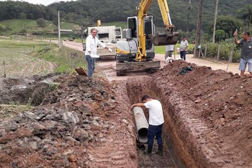 Prefeitura inicia obras nos bairros Centro e Figueira através do programa Gestão Compartilhada