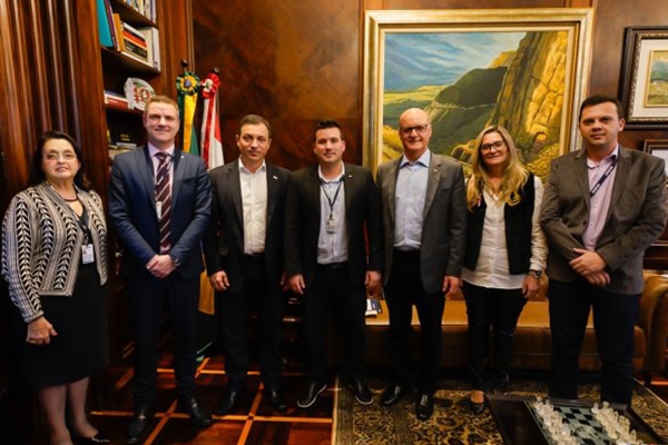 Governador e chefe estadual do IBGE discutem realiza��o do Censo 2020 em SC