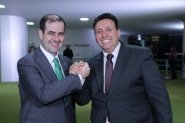 Vereador Ciro garante micro-�nibus para Apae de Gaspar