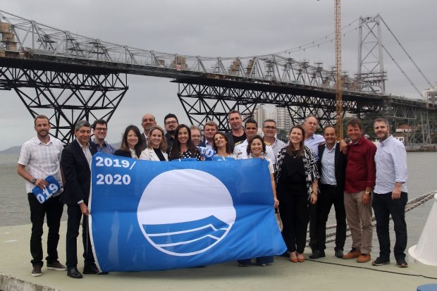Santa Catarina detém 50% das certificações do Programa Bandeira Azul no Brasil