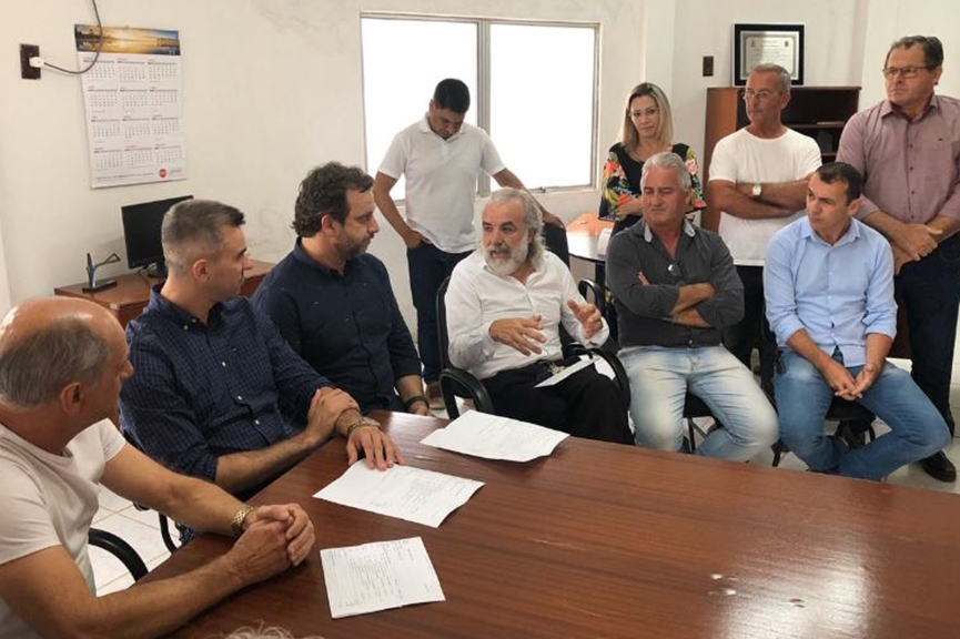 Prefeitura de Ilhota recebe repasse que garante revitaliza��o do Centro