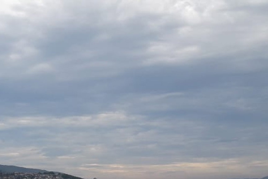 Semana come�a com sol entre nuvens no Vale do Itaja�