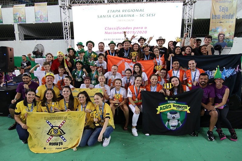 Seis equipes catarinenses se classificam para torneio nacional de robótica