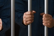Homem � preso por tr�fico de drogas e posse irregular de muni��es em Ilhota