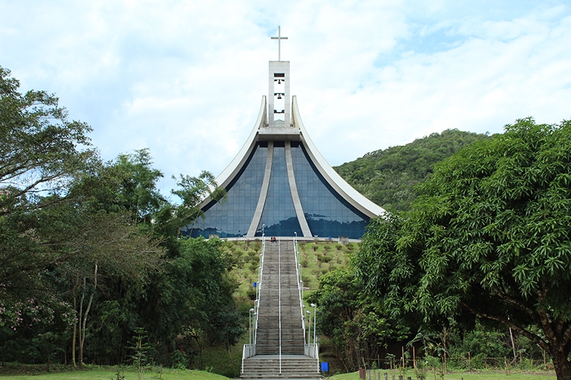 Santuário Santa Paulina suspende missas presenciais devido ao coronavírus