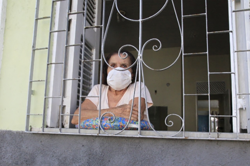 Brasileiros acreditam que o mais importante no momento é deixar as pessoas em casa