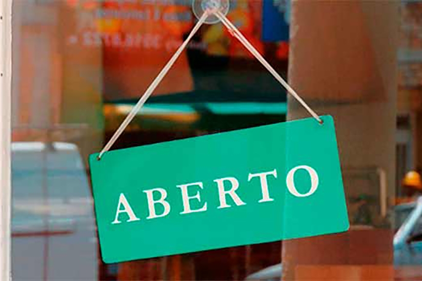 Com�rcio, restaurantes e hot�is podem abrir com restri��es a partir de segunda em SC