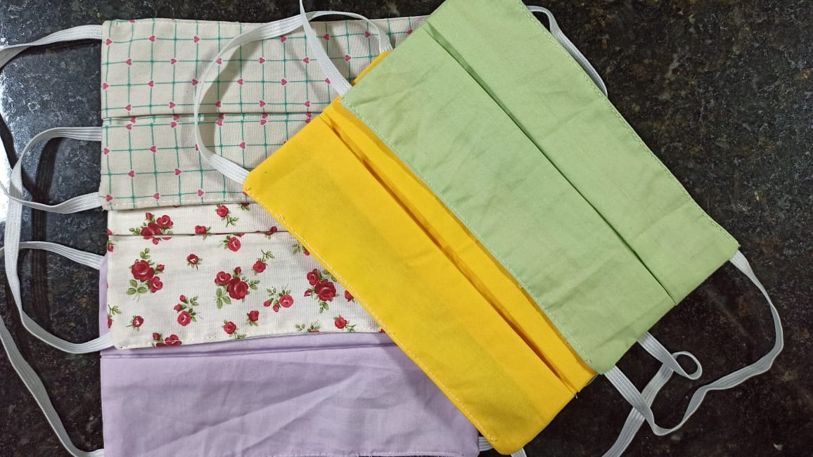 Confira os cuidados necessários para usar e higienizar máscaras caseiras