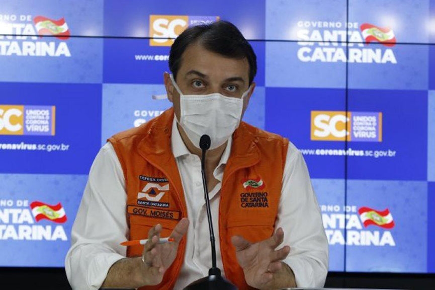 Governo de SC autoriza realização de missas e abertura de shoppings e academias