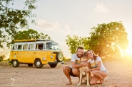 Casal do projeto 'Por a� de Kombi' est� em Gaspar