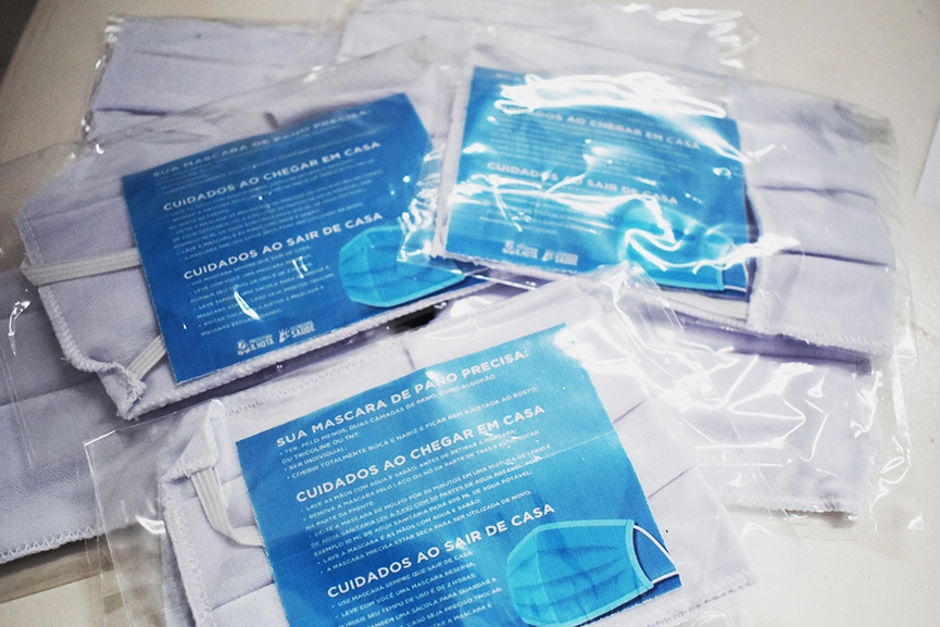 Prefeitura de Ilhota distribui 15 mil m�scaras para a popula��o