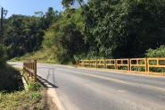 Moradores pedem passarela em ponte da rua Bonif�cio Haendchen, no Belchior