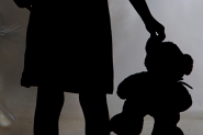 Pol�cia prende homem suspeito de abusar sexualmente de duas meninas em Gaspar