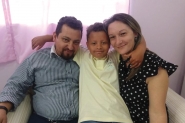 Fam�lia de Gaspar fala sobre o sentimento de adotar: 