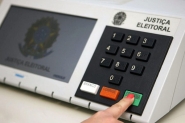Eleies municipais podem ser prorrogadas para novembro e dezembro