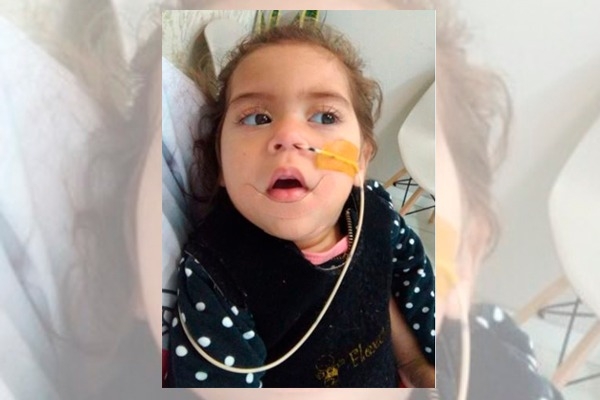 Menina com doen�a grave precisa de ajuda para tratamento no Paraguai