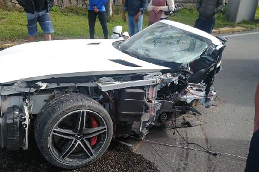 Dono da rede Angeloni morre ap�s carro partir ao meio em acidente