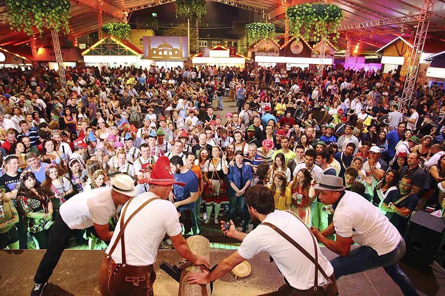 Oktoberfest Blumenau � oficialmente cancelada