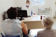 M�dico proctologista come�a a atender na Policl�nica de Gaspar