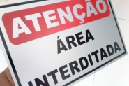 Pavimenta��o interdita rua do Bela Vista