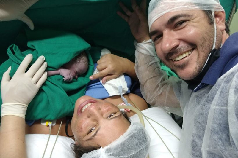 Nascimentos em �poca de pandemia trazem esperan�as de dias melhores