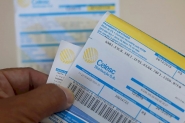 Justiça suspende aumento nas contas de energia elétrica