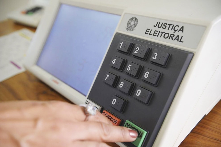 Em Gaspar, maior parte do eleitorado � formado por mulheres entre 45 e 59 anos