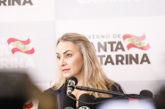 Daniela Reinehr assume interinamente governo de SC
