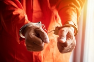 PM de Gaspar prende foragido da justi�a no bairro Sete de Setembro