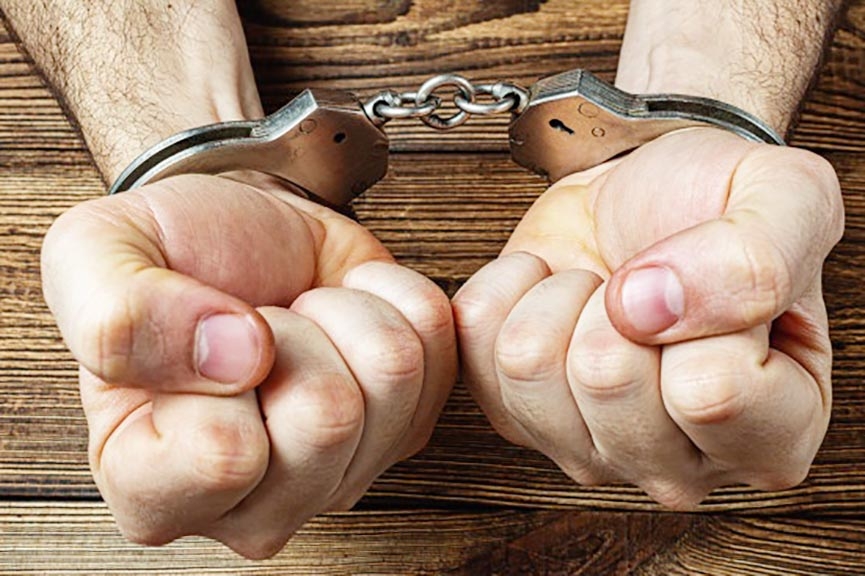 Homem condenado por roubo � preso no bairro Barrac�o, em Gaspar