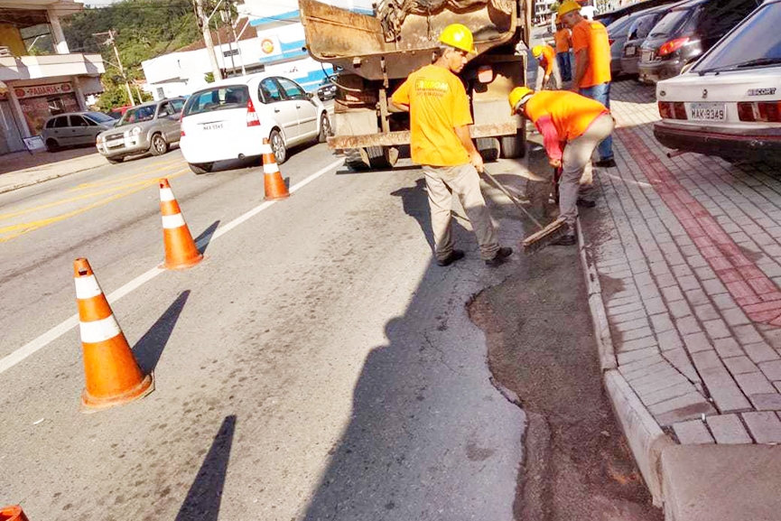 Confira se a sua rua vai receber manuten��o da prefeitura de Gaspar esta semana