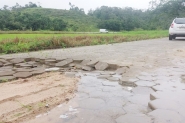 Chuva agrava situa��o de rua no bairro Macuco, em Gaspar