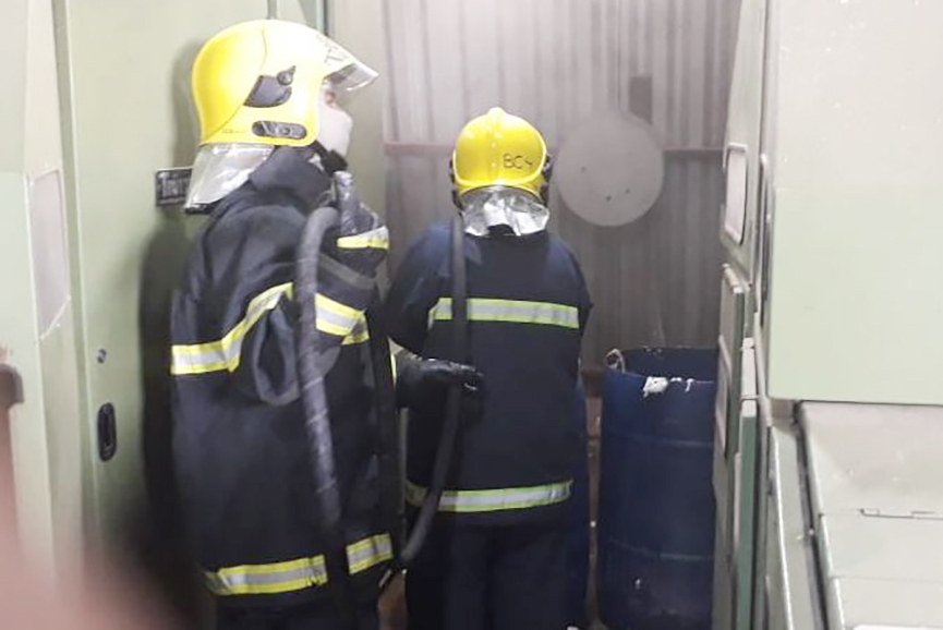 Princ�pio de inc�ndio atinge empresa no bairro Figueira, em Gaspar