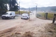 V�deo mostra situa��o ca�tica de rua do Belchior Baixo, em Gaspar
